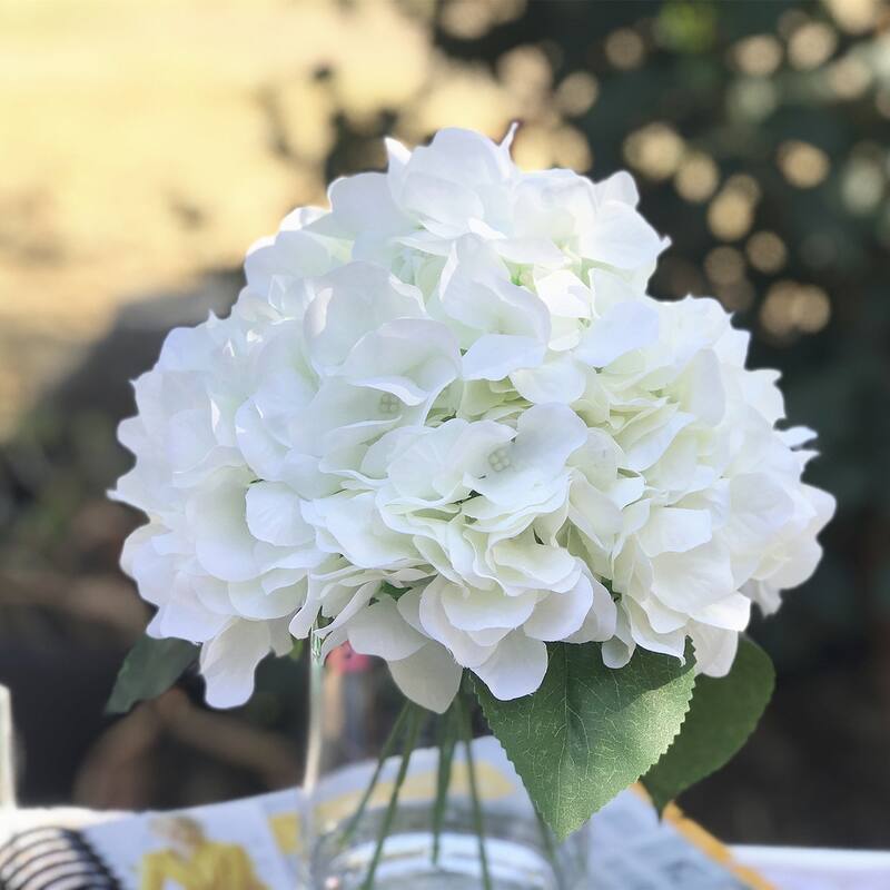 Enova Home Artificial Hydrangea Fake Silk Flowers Arrangement in Glass Vase with Faux Water For Home Office Decoration
