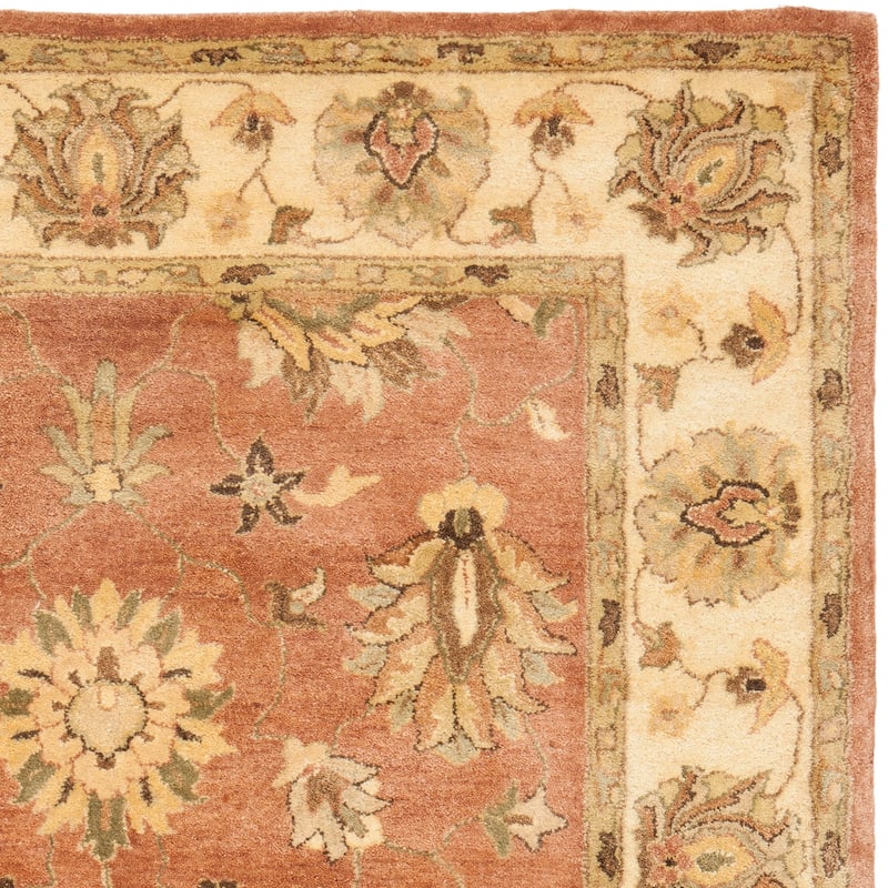 SAFAVIEH Handmade Bergama Orlena Oriental Wool Rug