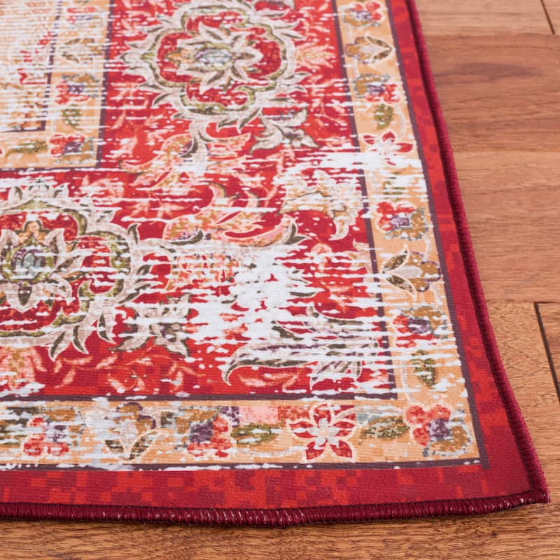 SAFAVIEH Tucson Machine Washable Slip Resistant Effa Traditional Rug