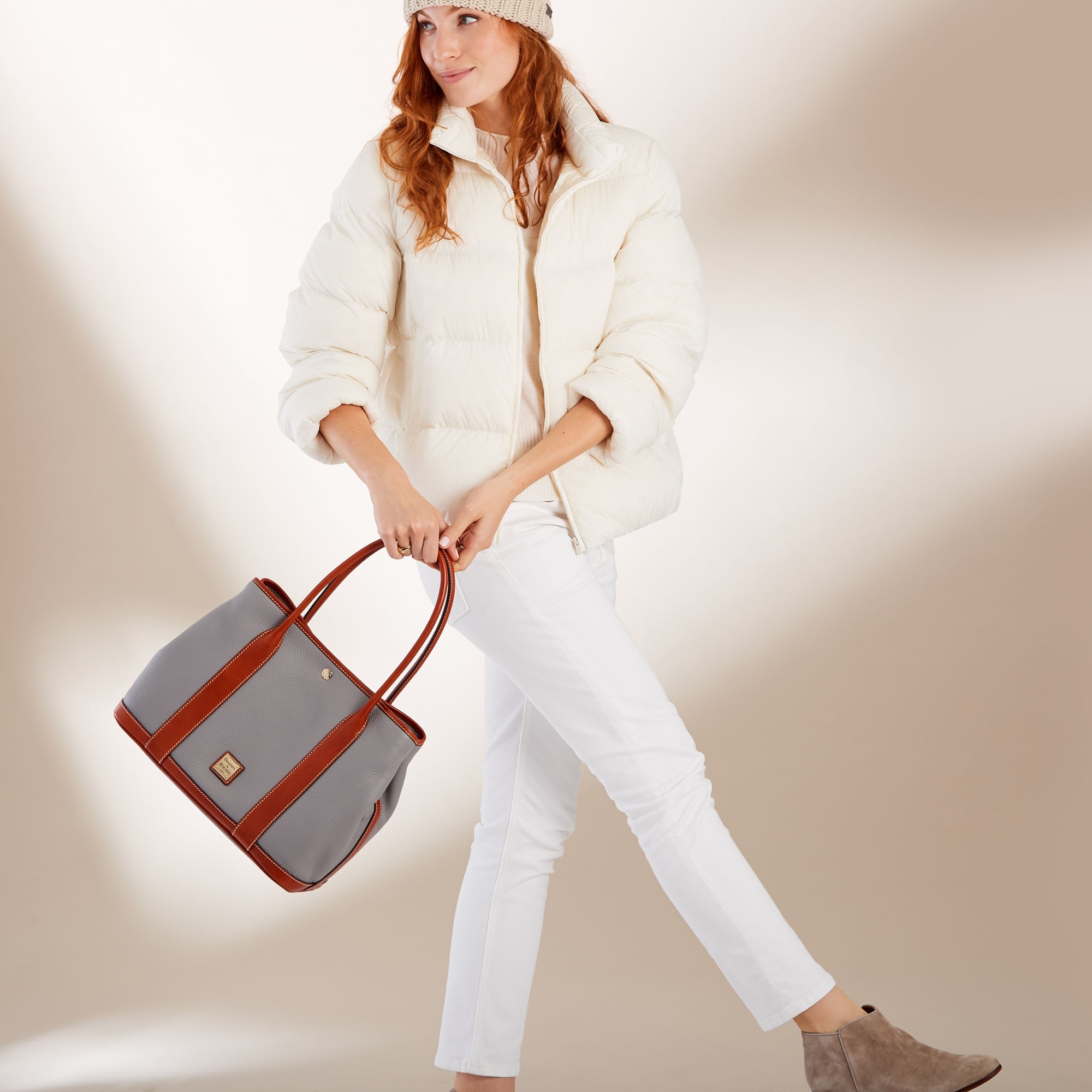 Pebble grain layla sale tote