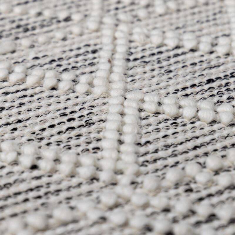 Hauteloom Arnside Living Room, Bedroom Area Rug - Ivory, Pink - 2'3" x 3'9"