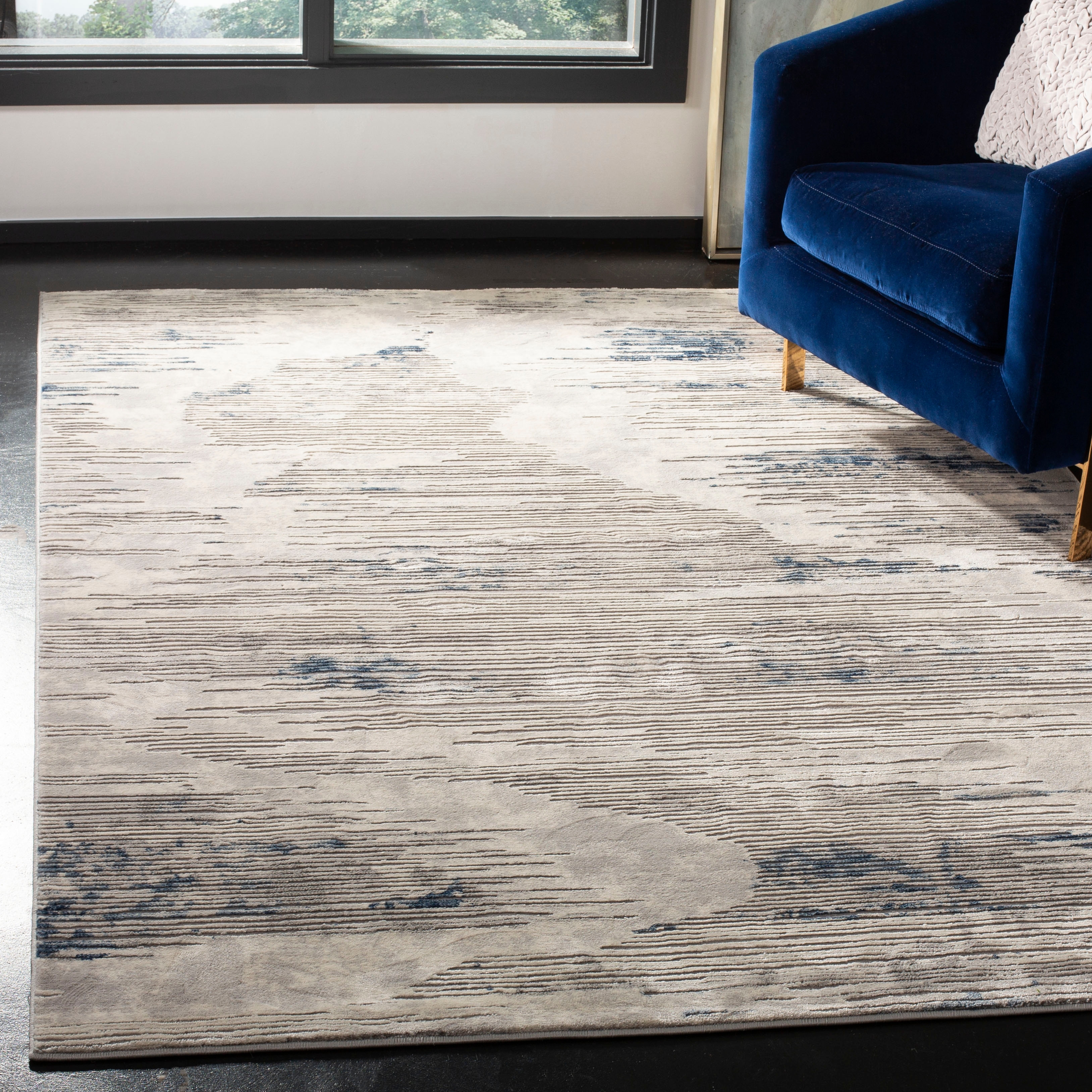 SAFAVIEH Meadow Giantvigka Modern Abstract Rug
