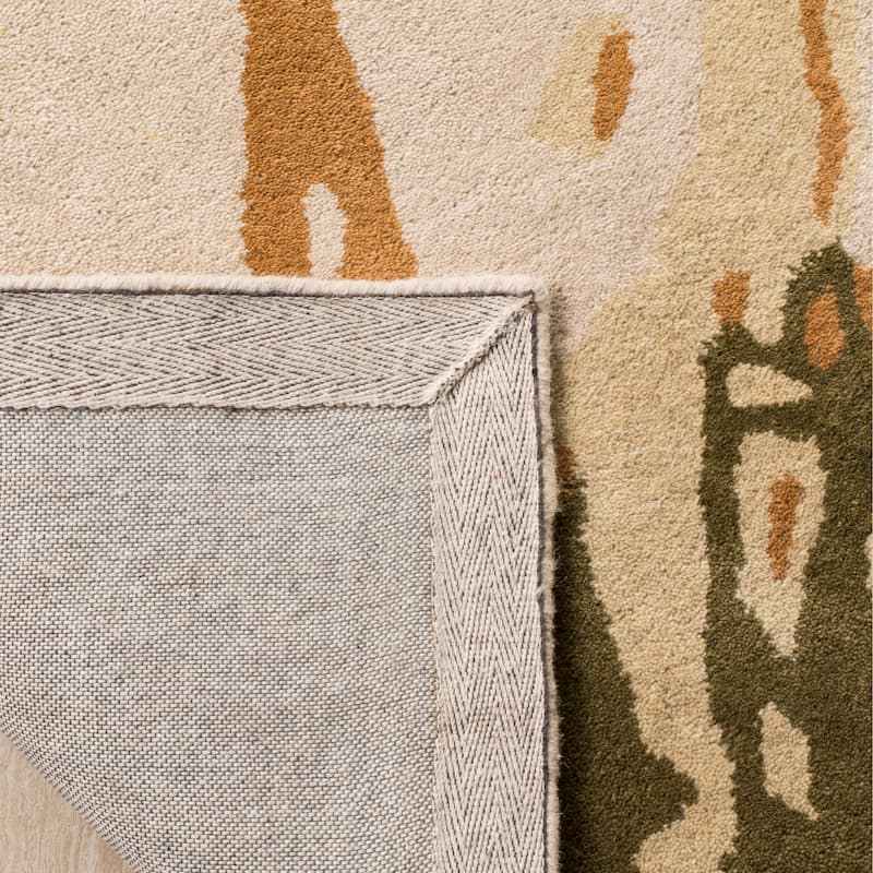 SAFAVIEH Handmade Bella Pavuna Modern Floral Wool Rug