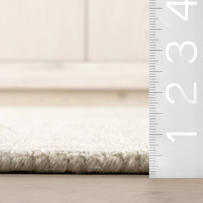 Padma Lakshmi Stillpoint Radiating Pattern Wool Rug