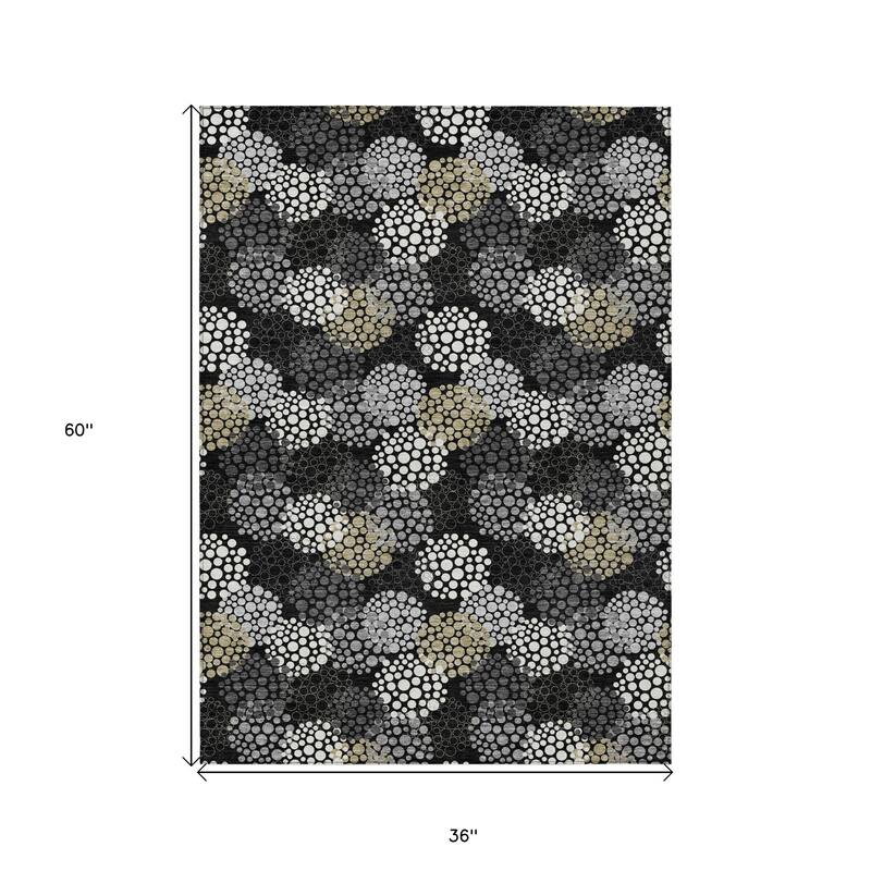 HomeRoots Polka Dot Transitional Rectangle Outdoor Rug