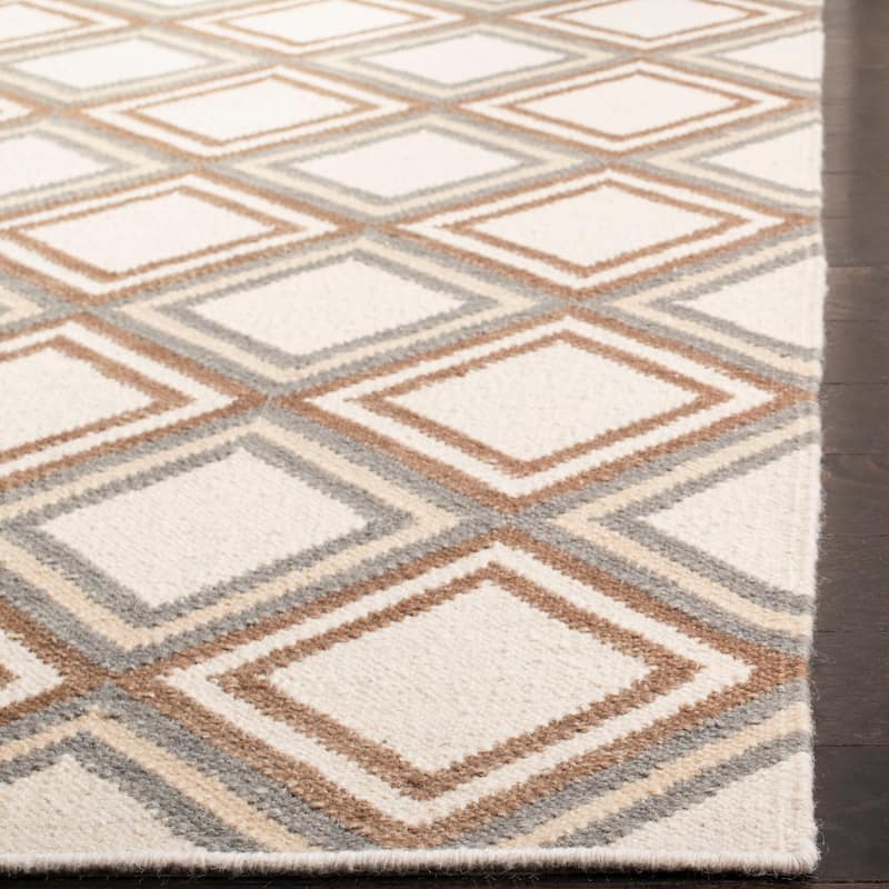 SAFAVIEH Handmade Flatweave Dhurries Roshni Modern Wool Rug