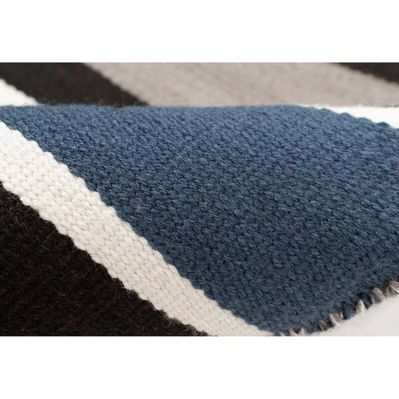 Liora Manne Sorrento Cabana Stripe Indoor/Outdoor Rug