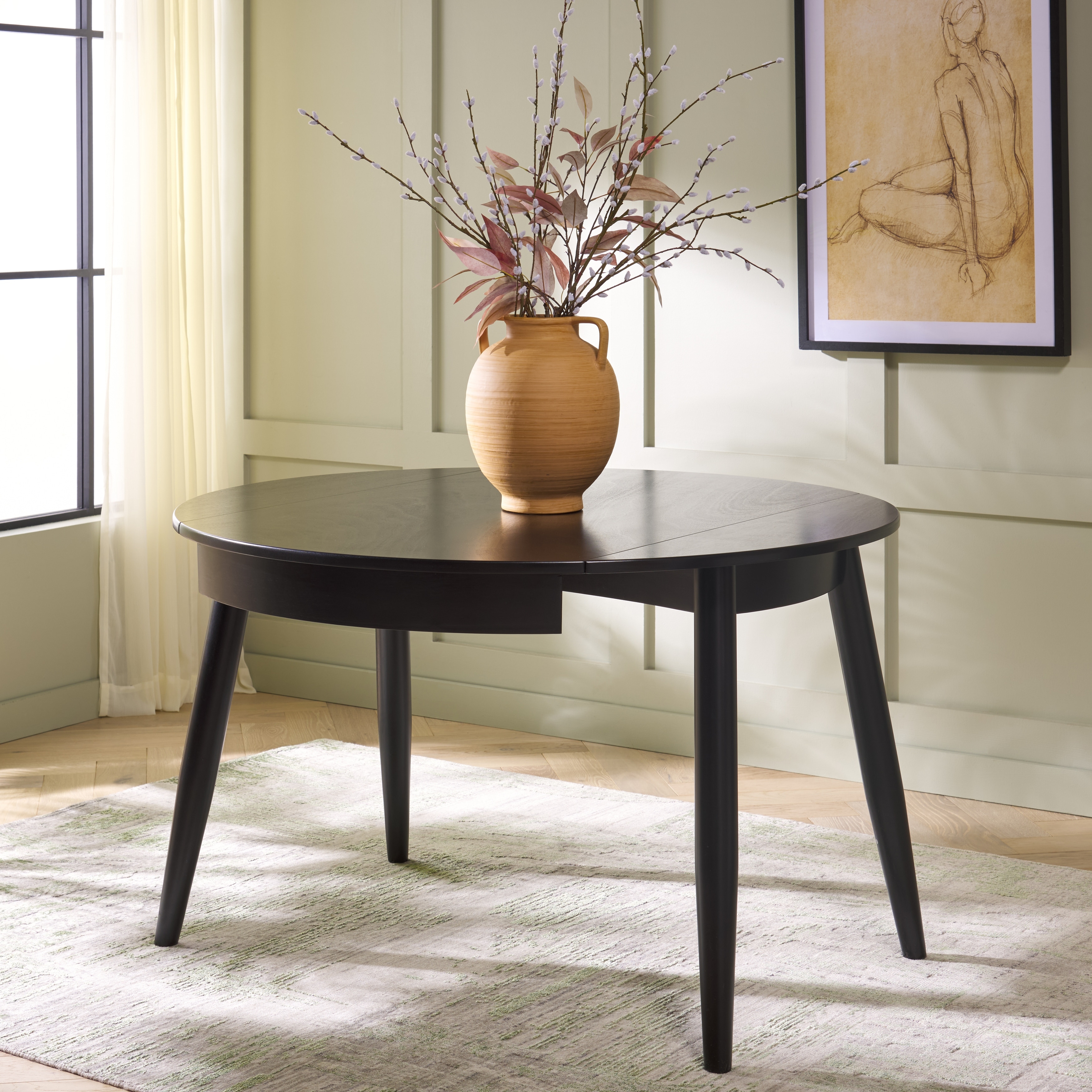 SAFAVIEH Arran Extendable Dining Table Seats up to 6 - 63