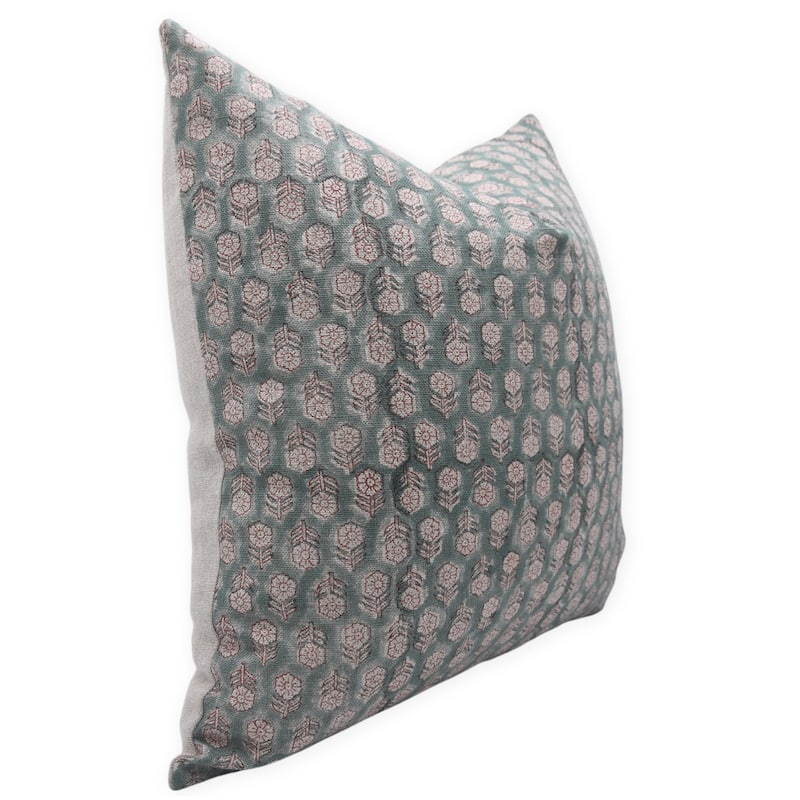 Fabdivine Linen Handmade Decorative pillow Cover