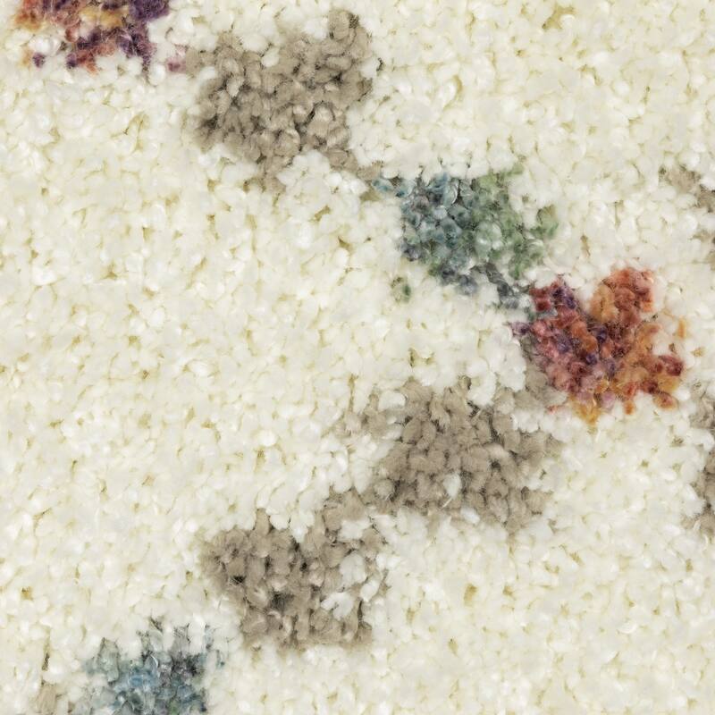 HomeRoots Diamond Casual Runner Area Rug