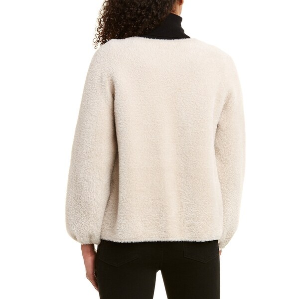 max studio sweater