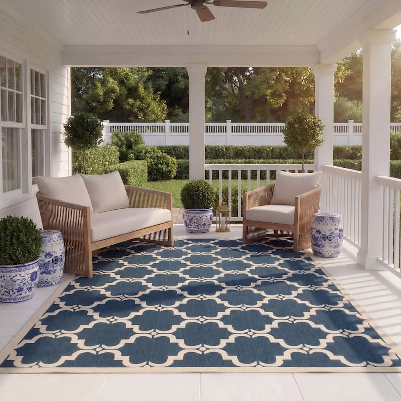 SAFAVIEH Courtyard Charleen Indoor/ Outdoor Waterproof Patio Backyard Rug