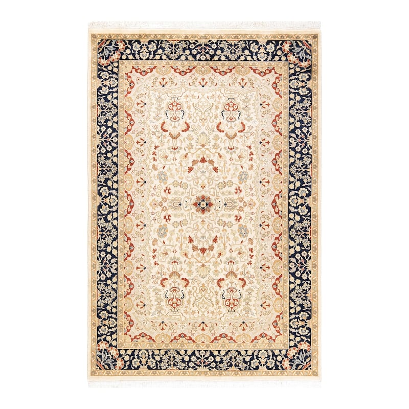 Overton Handknotted Wool Traditional Oriental Ivory Area Rug - 4' x 6' - Ivory - 4' x 6'
