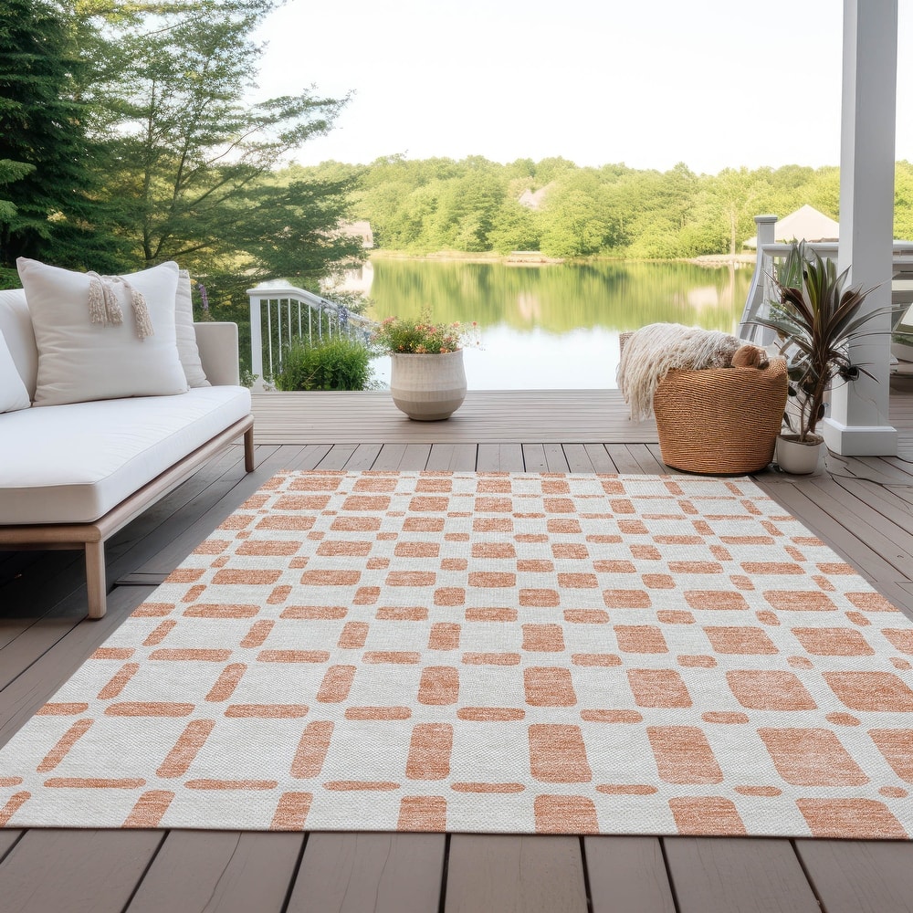Machine Washable Indoor/ Outdoor Chantille Geo Contemporary Rug