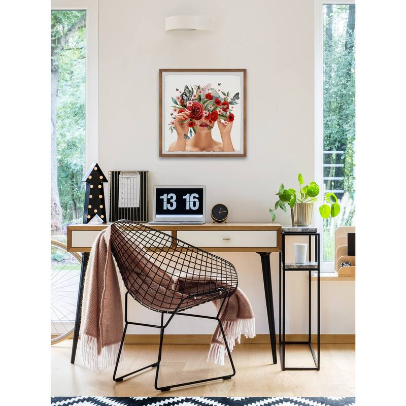 Pretty Portraits Framed Wall Art, Elegant Home Touch - Sophisticated Artwork for Refined Décor