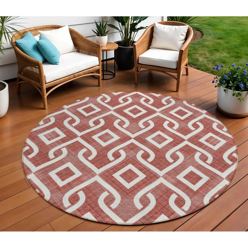HomeRoots Geometric Transitional Rectangle Outdoor Rug - 8' Round