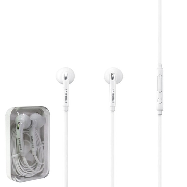 wired earphones
