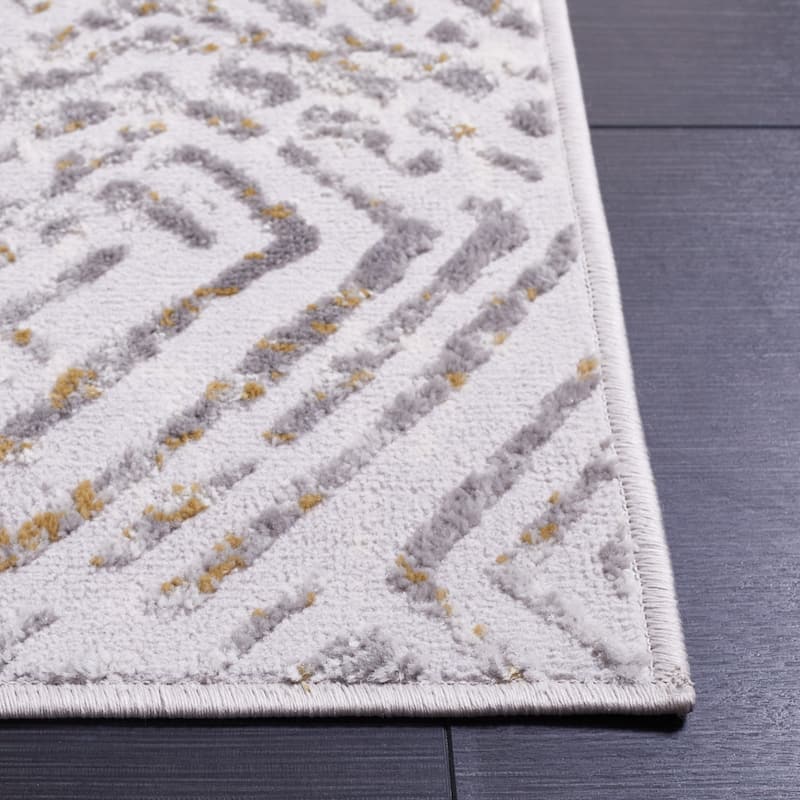 SAFAVIEH Palma Laney Geometric Rug