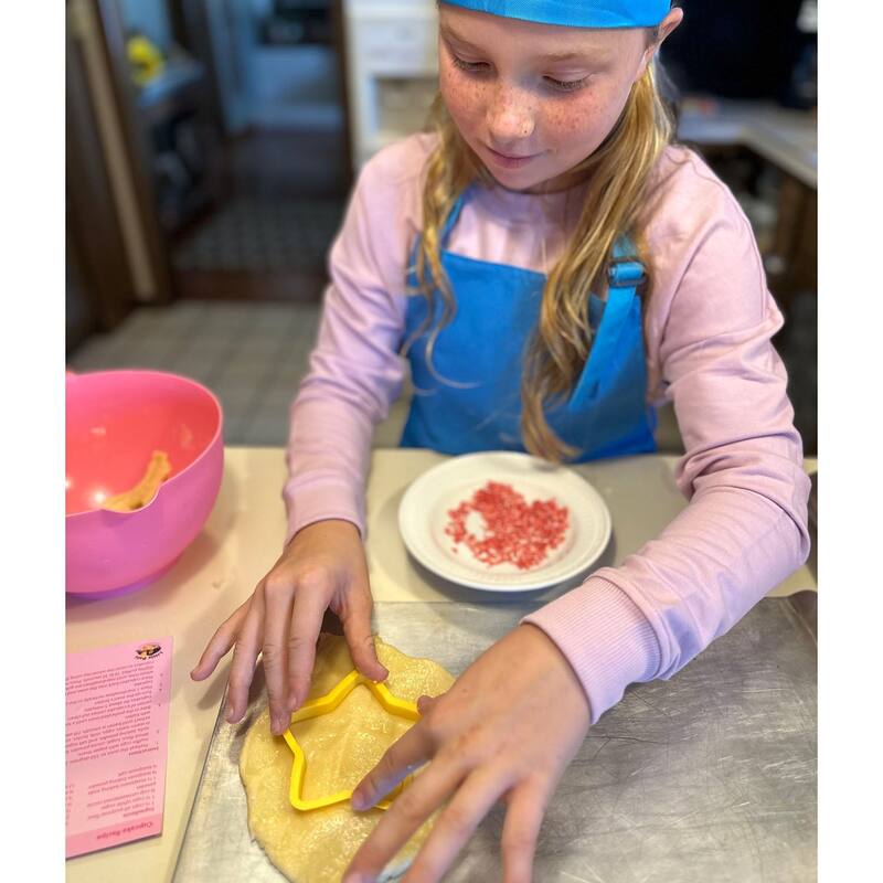 Little Pals Kids Baking Activity Set