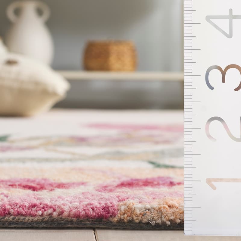 SAFAVIEH Handmade Jardin Felismina Floral Wool Rug