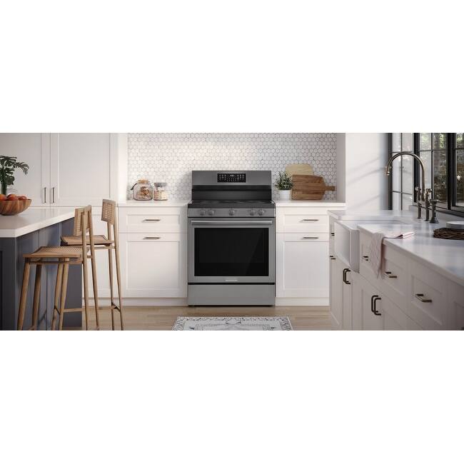 Frigidaire GCRE3060B Gallery 30" Wide 5.3 Cu. Ft. Free Standing