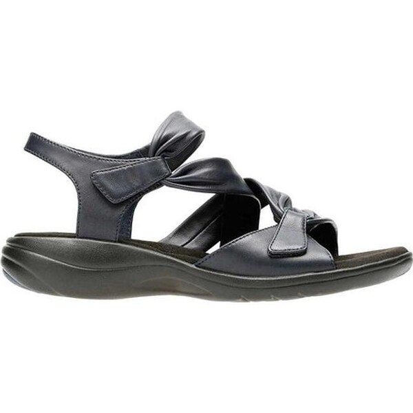 saylie moon sandals