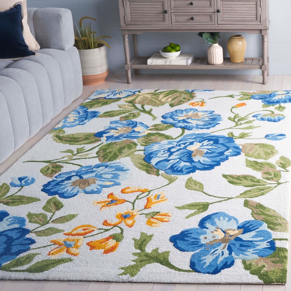 SAFAVIEH Handmade Jardin Hipolita Country Floral Wool Rug