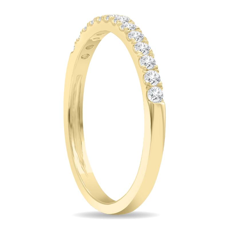 1/4 Carat TW 2MM Round Diamond Wedding Band in 10K Yellow Gold