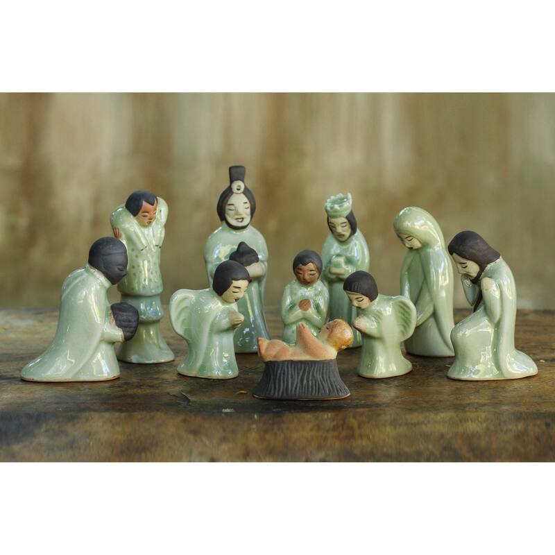 Handmade Siam Holy Birth in Green Celadon ceramic nativity scene (Thailand) - 22 x 22 x 16