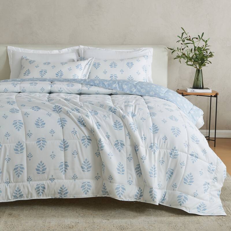 Linery & Co. All Season Down Alternative Reversible Comforter Set - White Blue Floral Print / Blue White Floral Print - California King