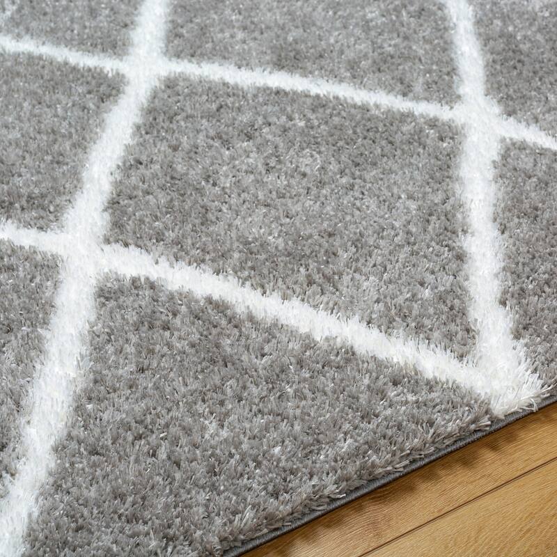 Livabliss Transitional Cloudy Shag Diamond Area Rug