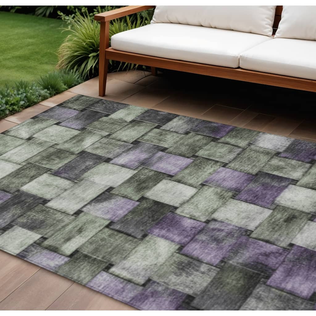 HomeRoots Striped Transitional Rectangle Outdoor Rug
