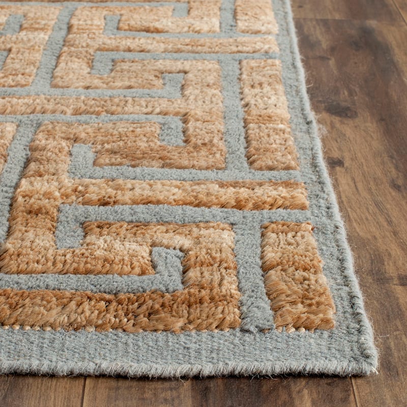 SAFAVIEH Hand-knotted Tangier Madelein Modern Wool Rug