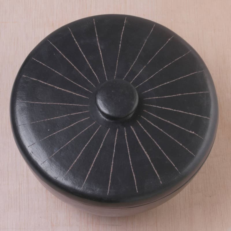 Handmade Lombok Path lidded serving bowl (Indonesia)