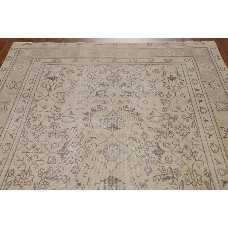 Hand Knotted Oriental 100% Wool Carpet Traditional Floral Beige & Ivories Tabriz Area Rug - 8' 9'' X 6' 0''