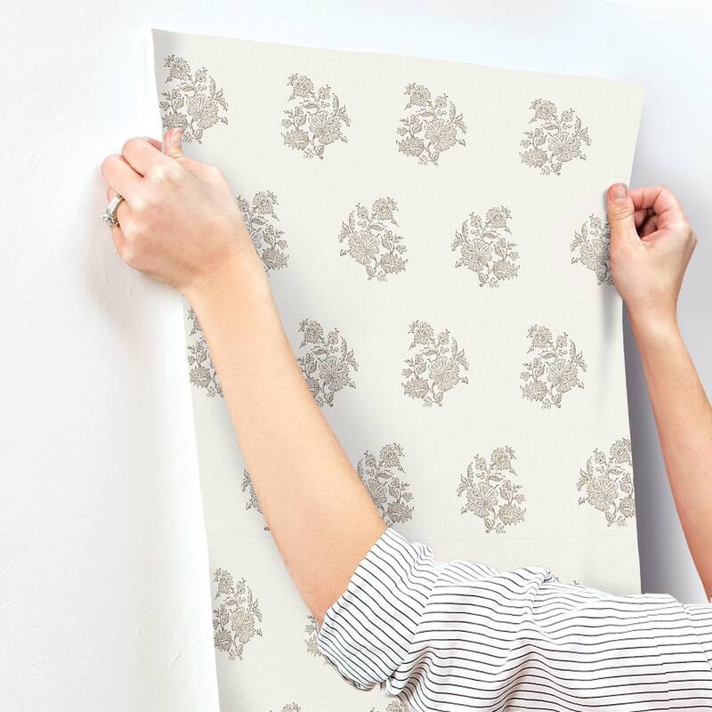 Overbrook Taupe Bouquet Toss Wallpaper