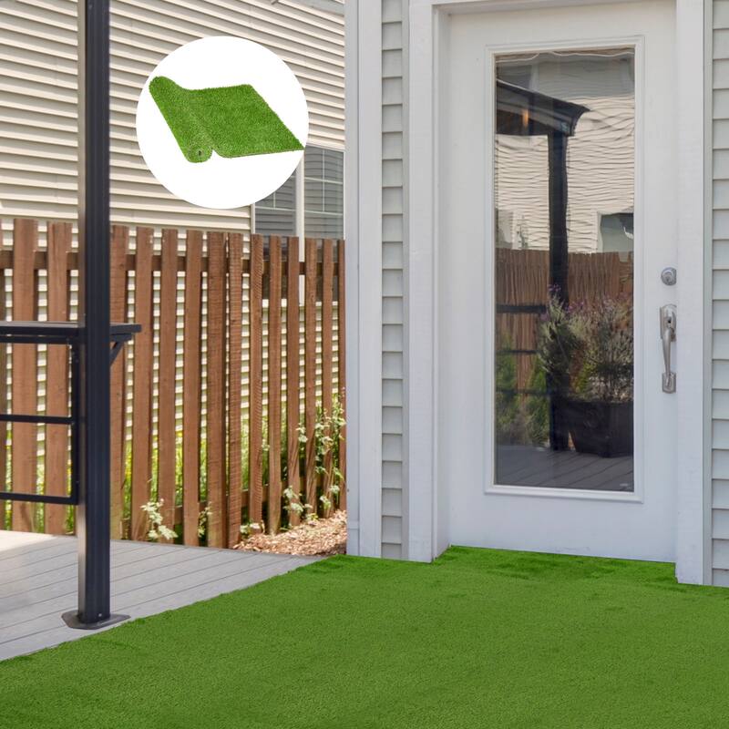 Outsunny Synthetic Indoor / Outdoor Artificial Turf Carpet with Realistic Look and Feel of Real Grass & a Rubber Backing - Green