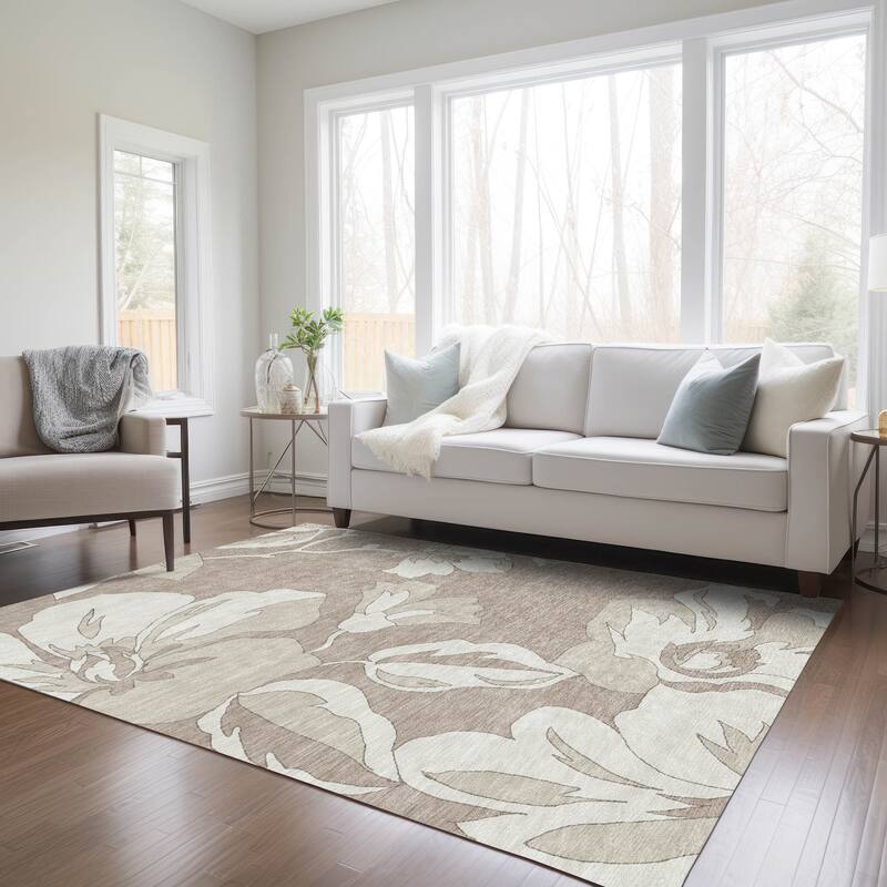 Machine Washable Indoor/ Outdoor Chantille Floral Contemporary Rug