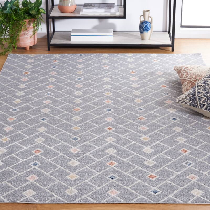 SAFAVIEH Blair Machine Washable Gesche Slip Resistant Rug - 4' x 6' - Grey/Multi
