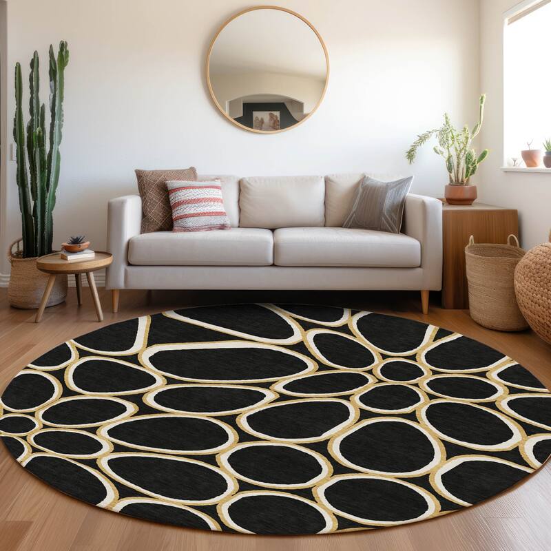 Machine Washable Indoor/ Outdoor Modern Bubbles Chantille Rug - Black - 8' x 8'
