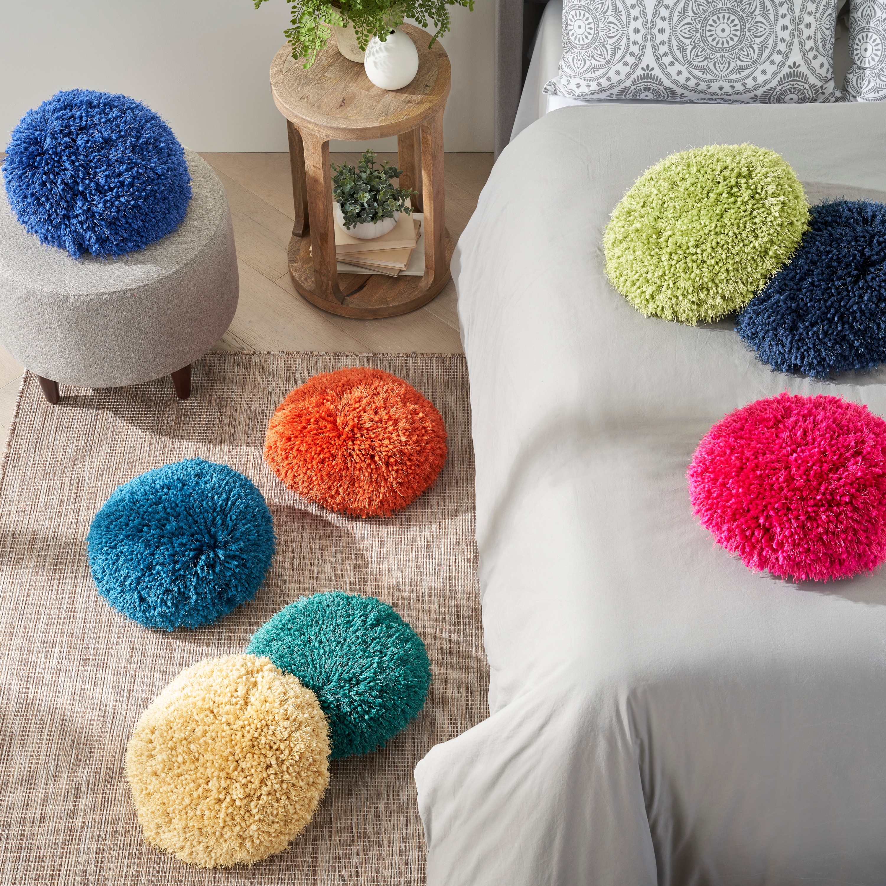 14 x 14 Round Throw Pillows Bed Bath Beyond