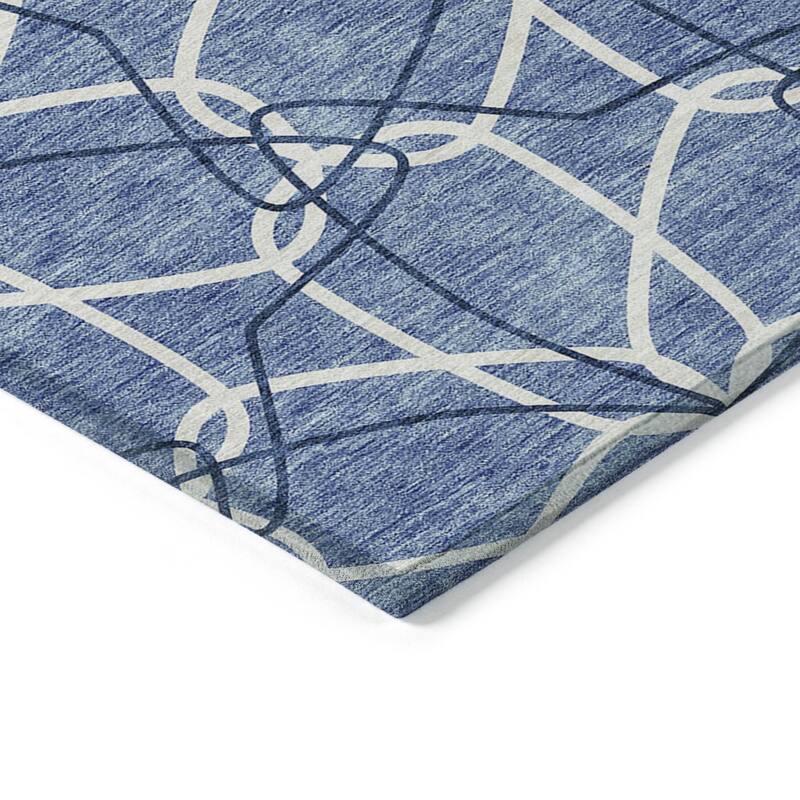 HomeRoots Geometric Modern Rectangle Outdoor Rug