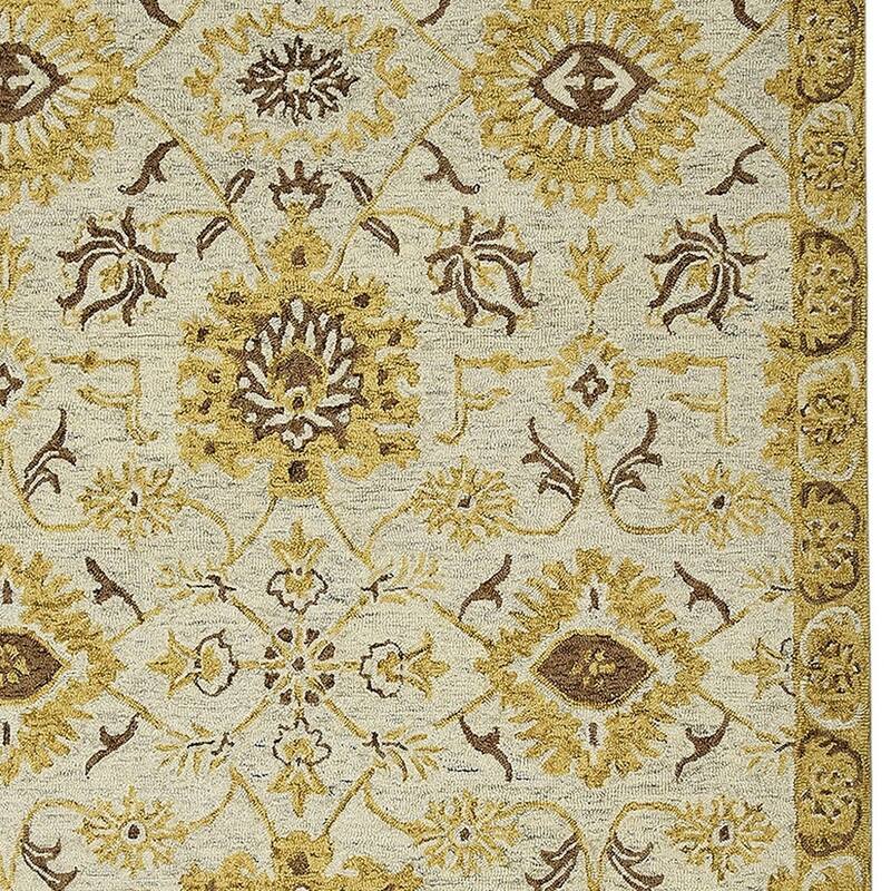 HomeRoots Floral Medallion Traditional Rectangle Area Rug - 5' X 8'