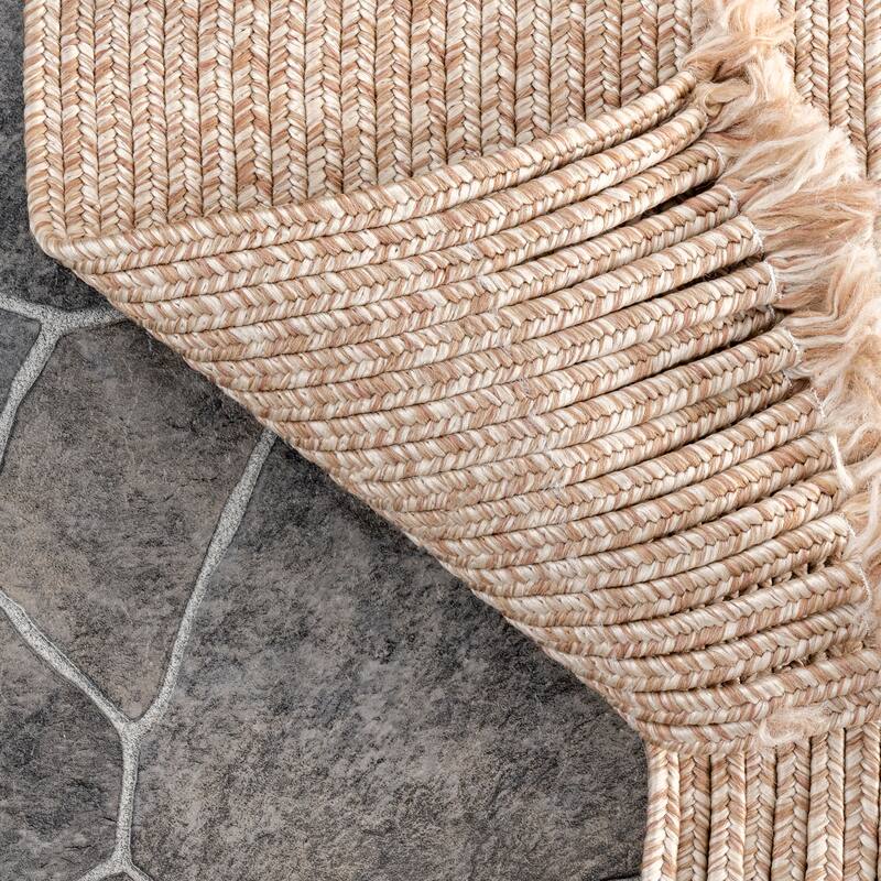 Nuloom Braided Courtney Tassel Indoor/Outdoor Area Rug