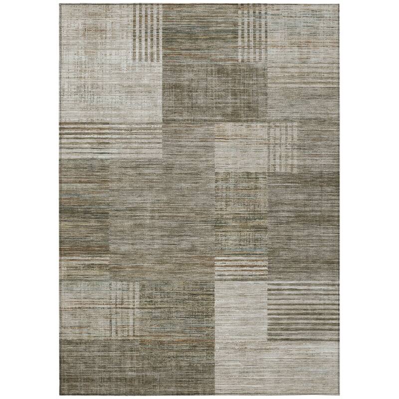 Machine Washable Indoor/Outdoor Contemporary Geo Chantille Rug