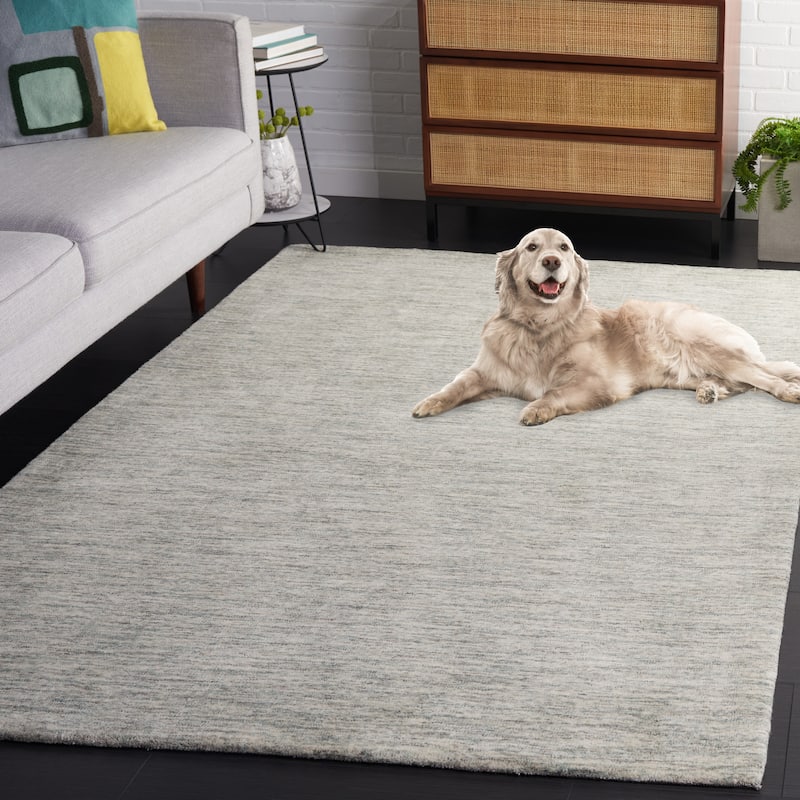 SAFAVIEH Handmade Himalaya Kalahari Solid Wool Rug - 6' Round - Teal