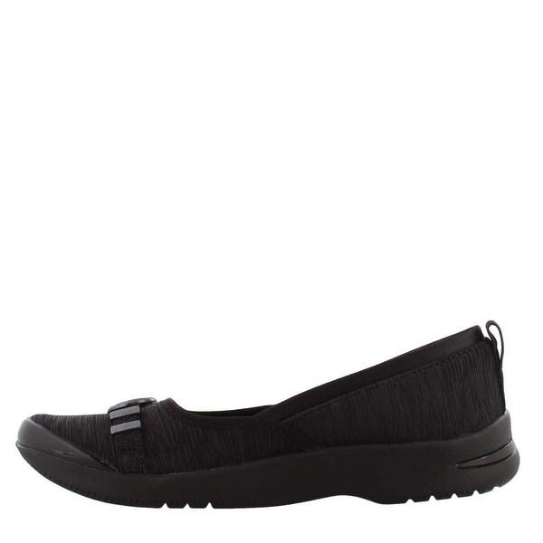 bzees aspire slip on