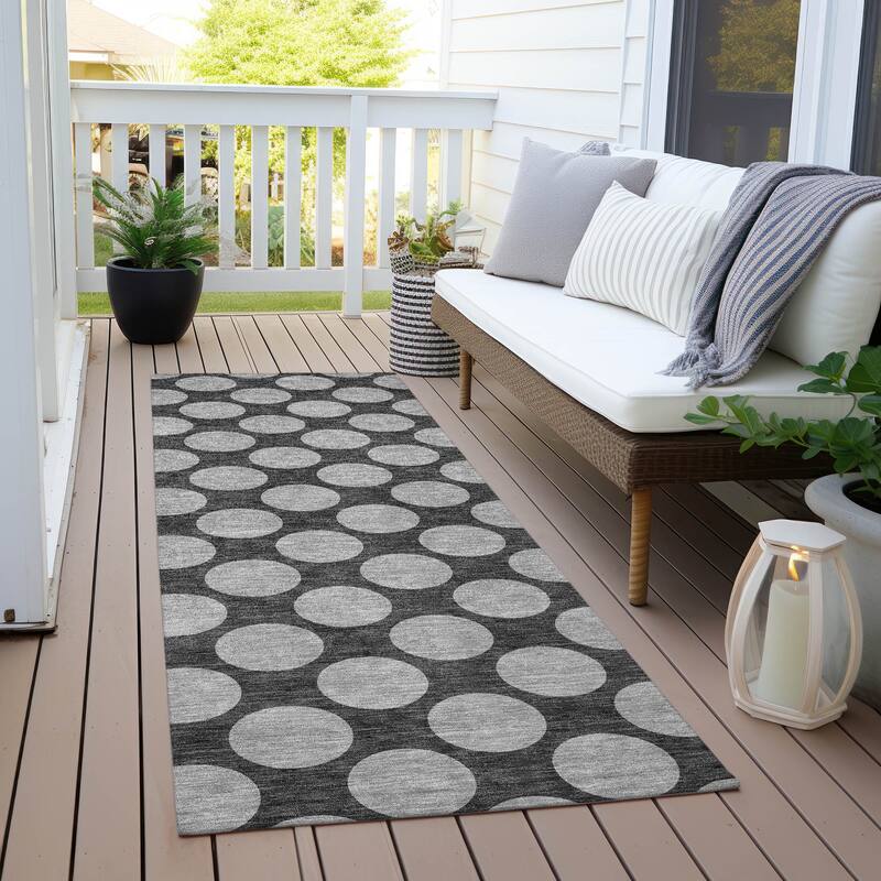 Machine Washable Indoor/ Outdoor Polka Dots Chantille Rug - Charcoal - 2'3" x 7'6"