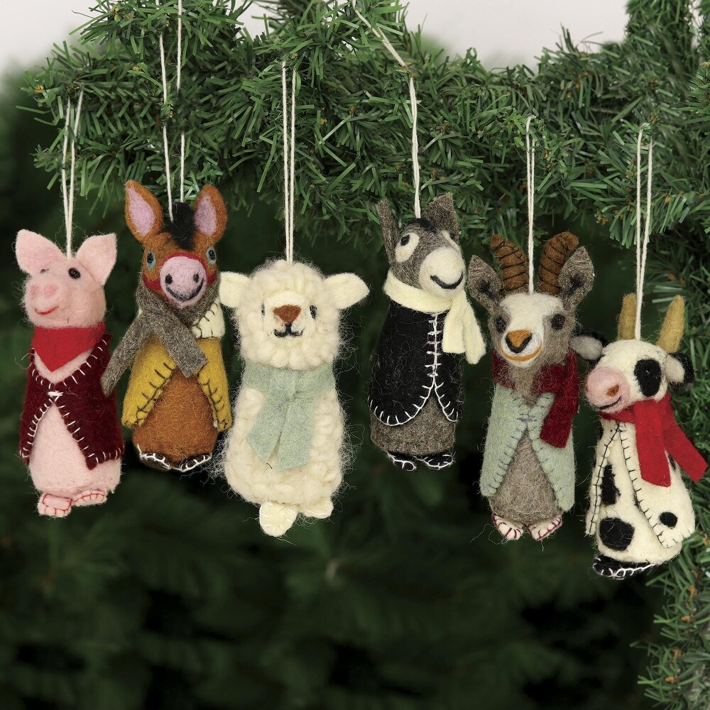 Pigs Perfect Holiday 12 Color Air Dry Modeling Clay Kit, The Toys Room