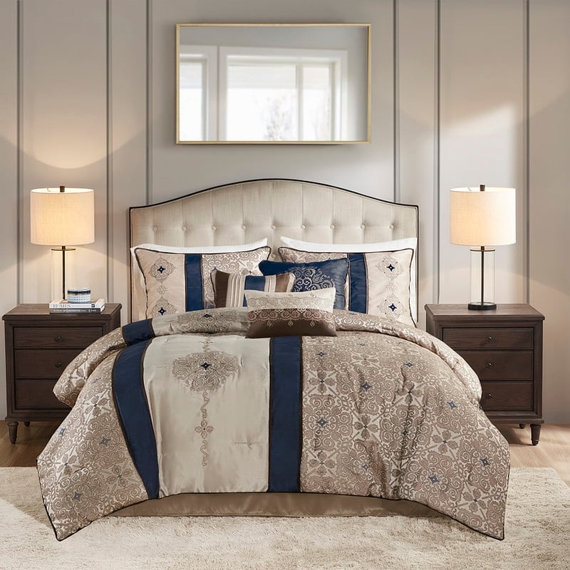 7 Piece Jacquard Comforter Set with Throw Pillows